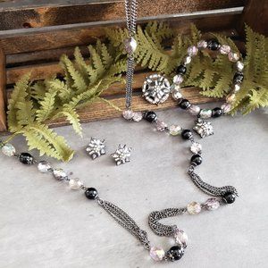 Avon Shimmer Bead Set